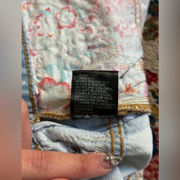 Johnny Was patchwork silk floral Wide Leg Jeans Size 32 - Picture 13 of 14